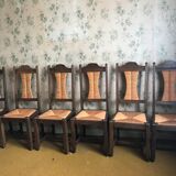 Solid chene chairs with straw seat