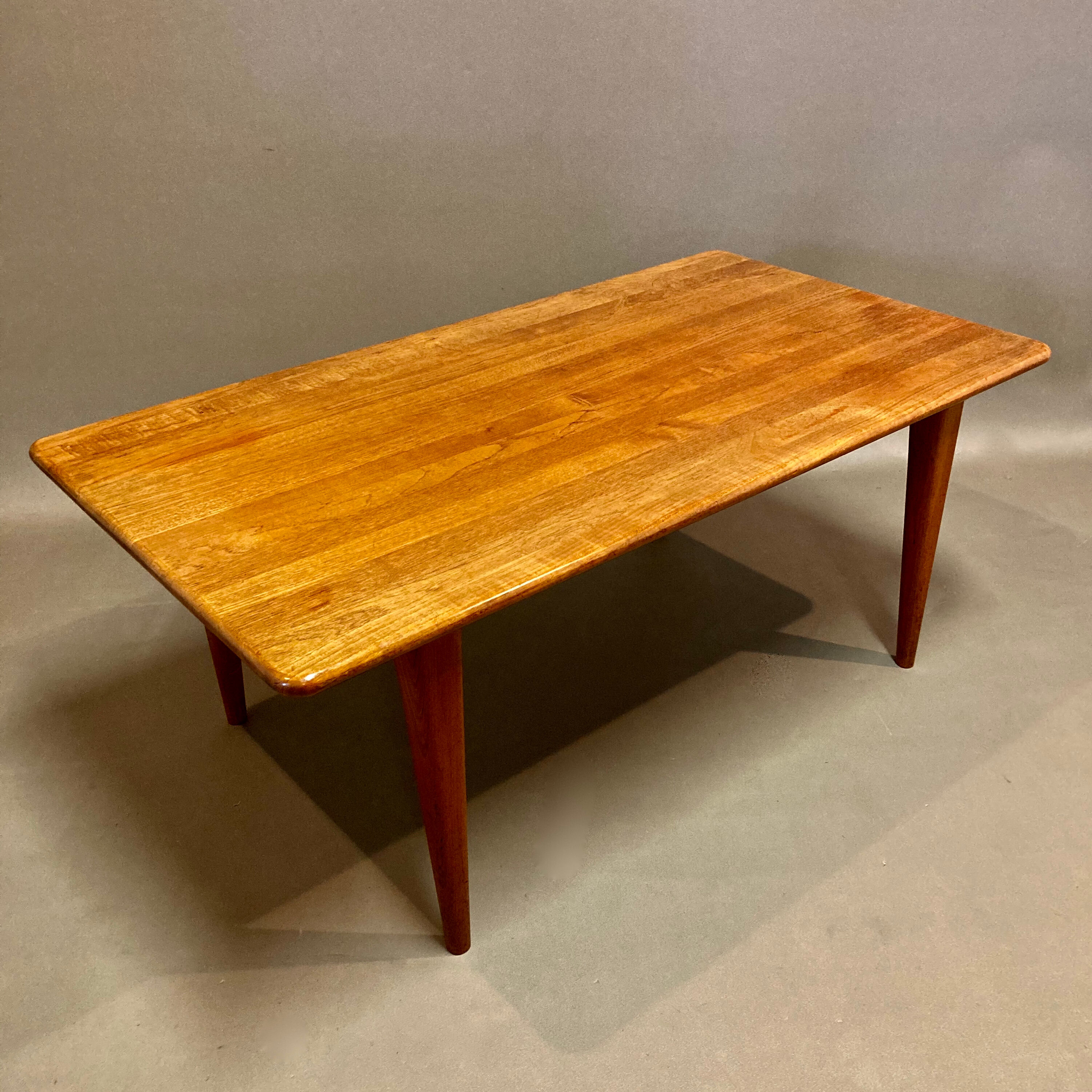 Table basse teck design scandinave 1950