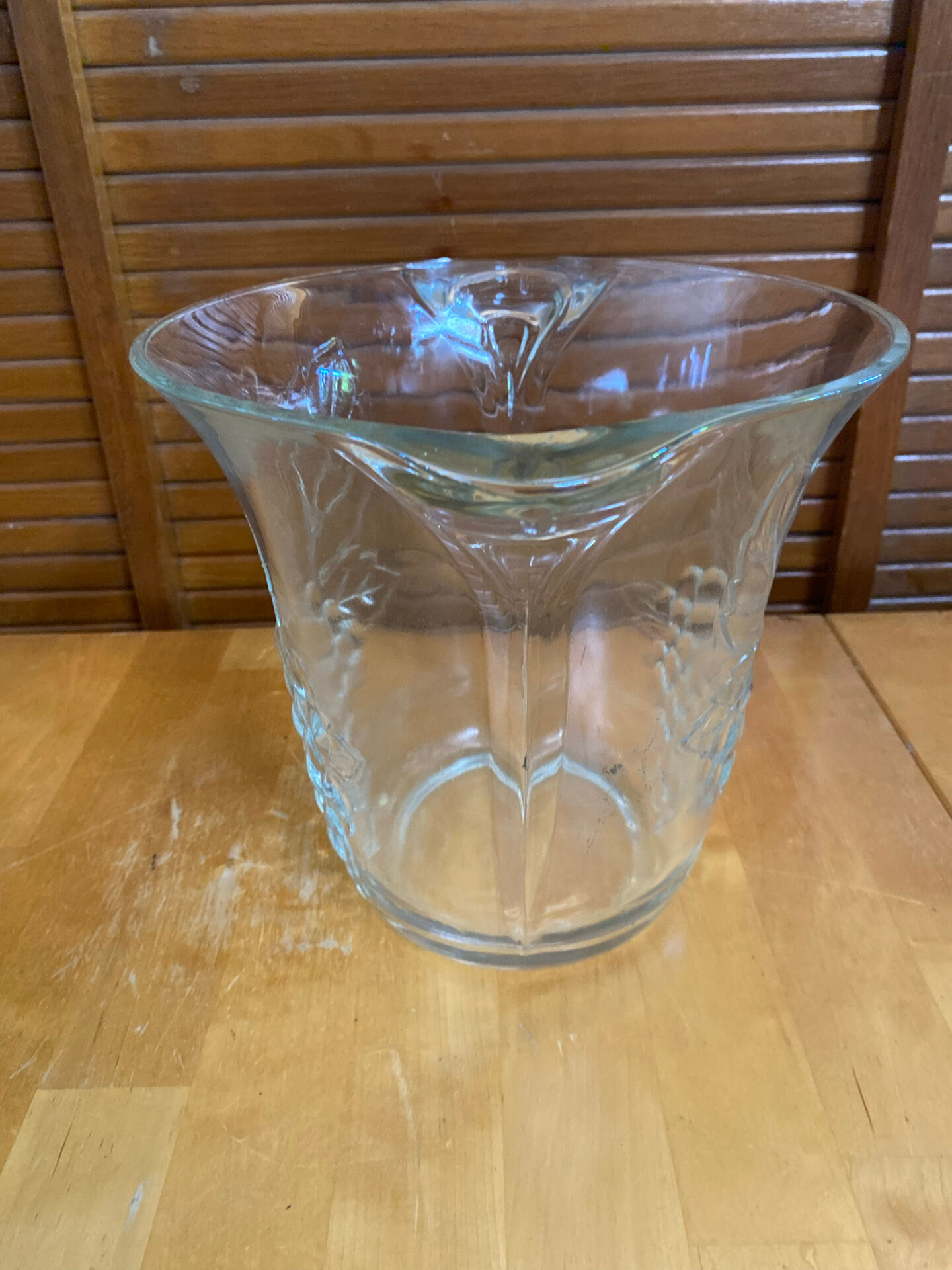 Champagne bucket chiller crescendo glass mould decor grape wine
