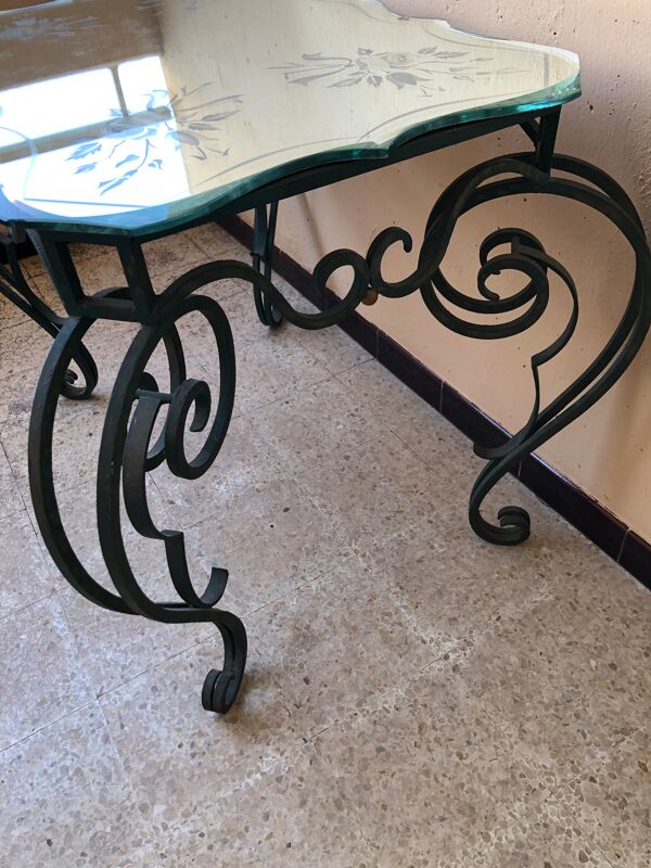 Table d’appoint en fer forgé et miroir gravé