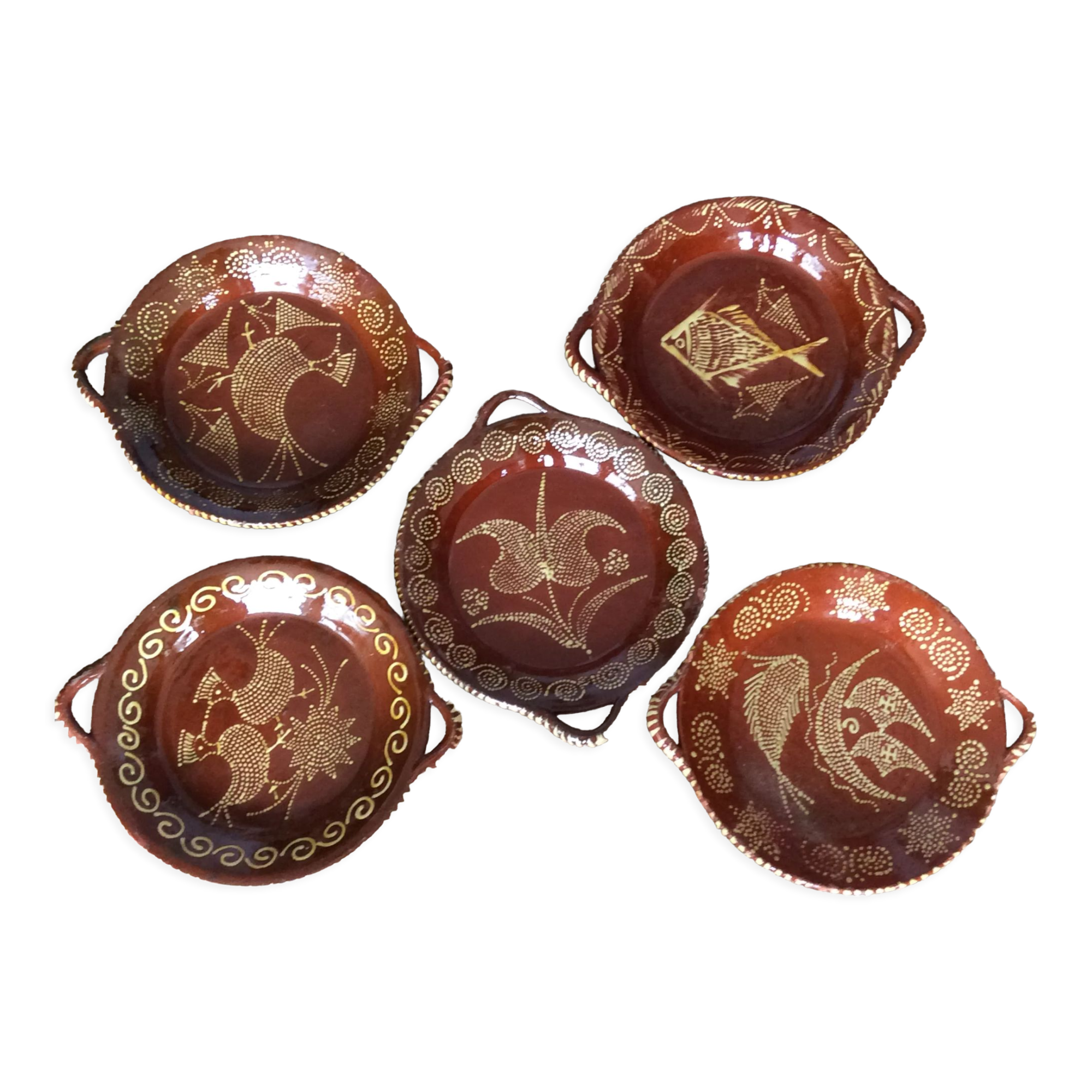 5 flat plates in glazed terracotta