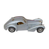 Voiture ancienne "Bugatti"