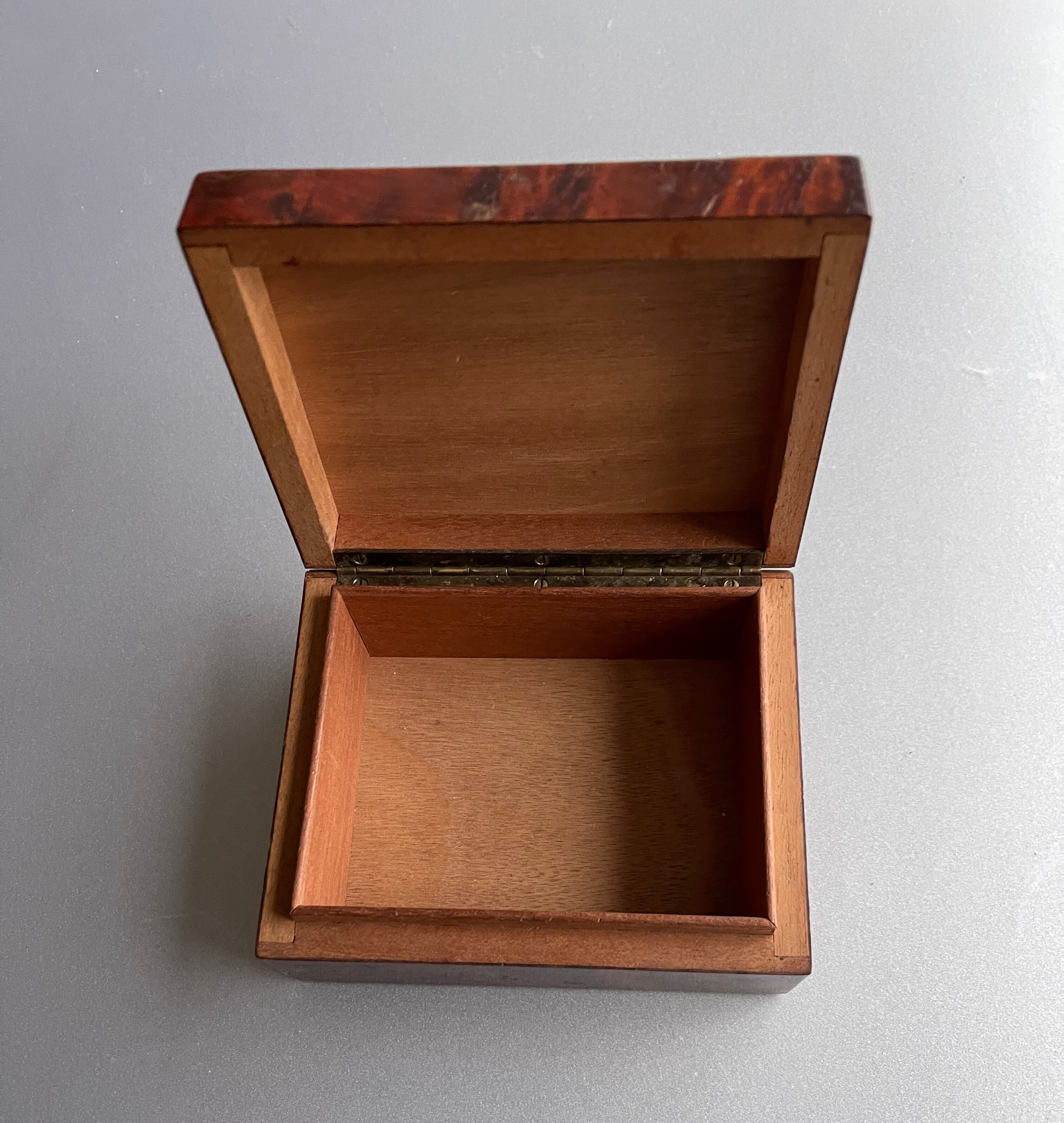 Box 1940s