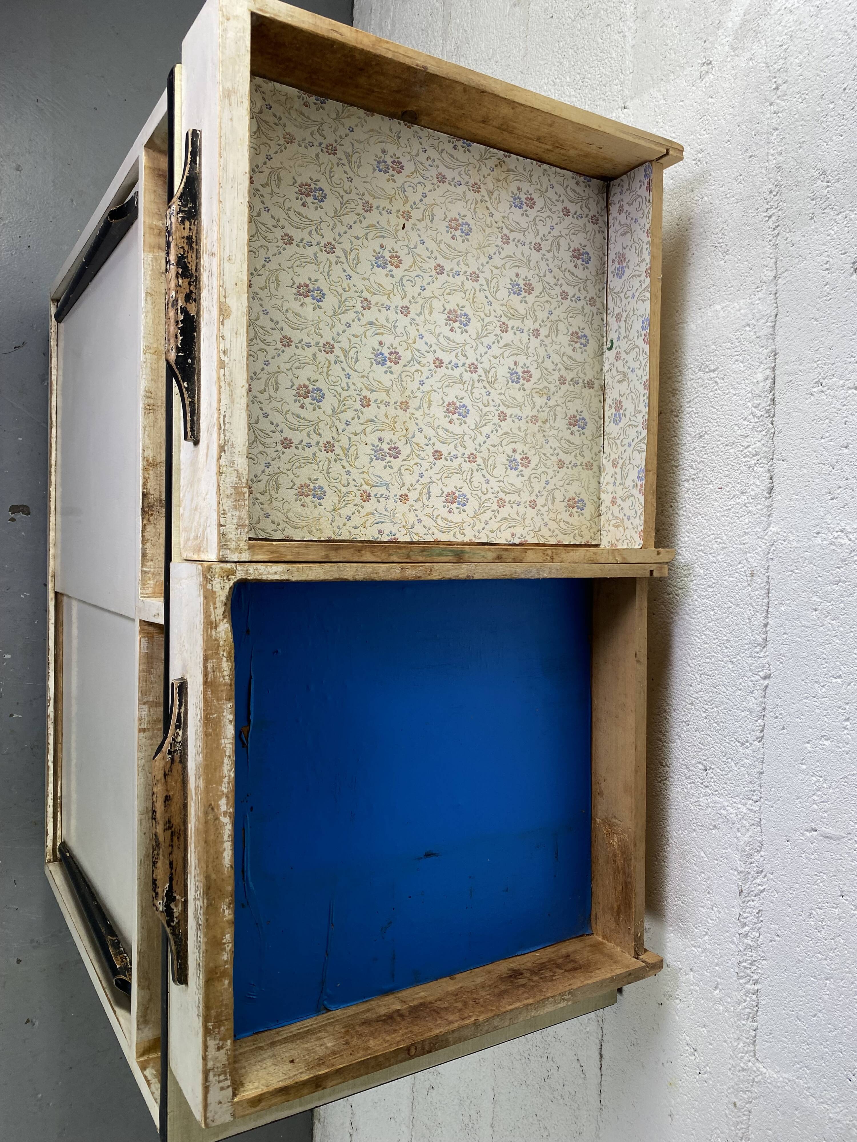 Kitchen sideboard in weathered Formica