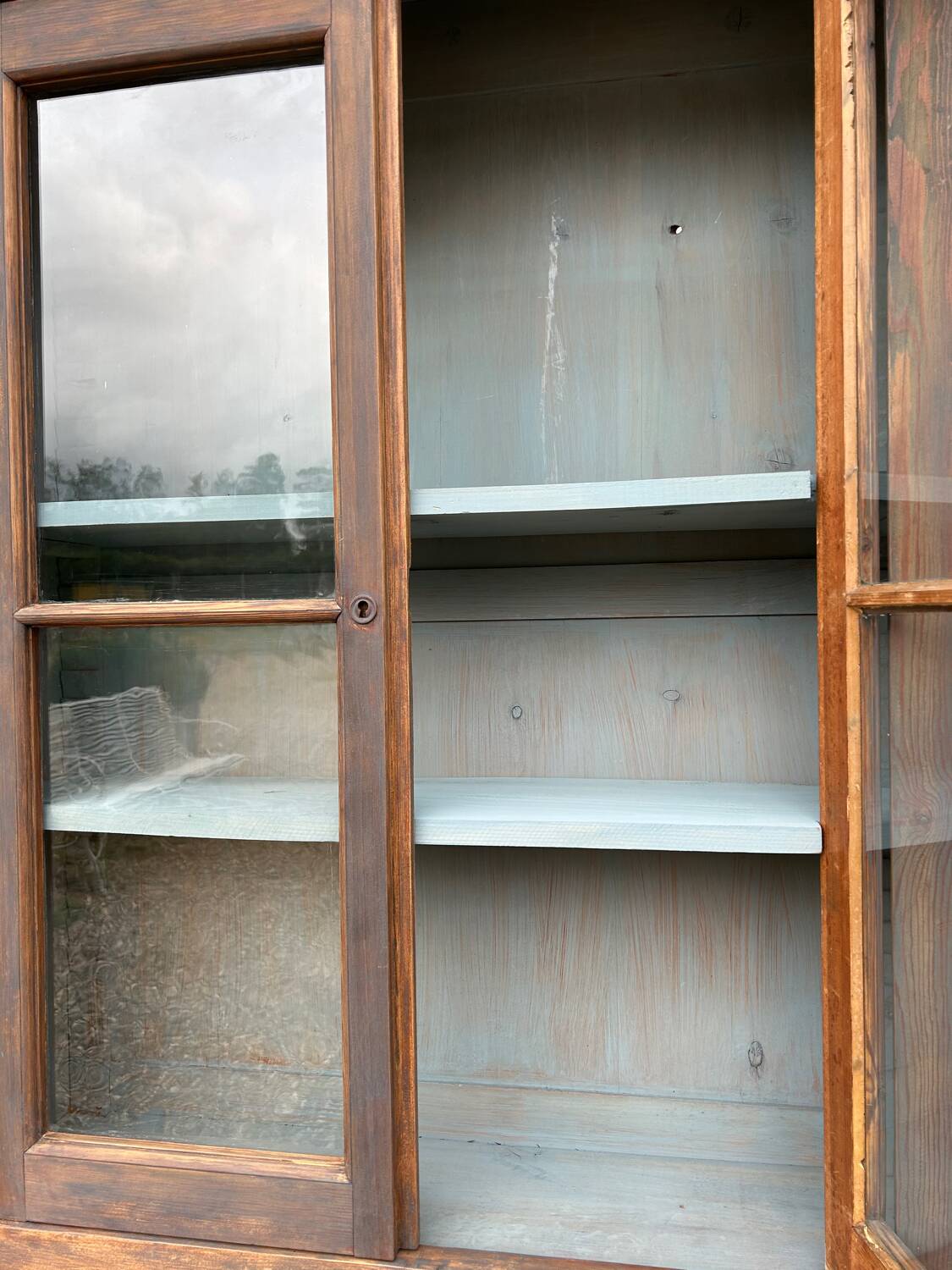 Small antique dresser in gray wood color