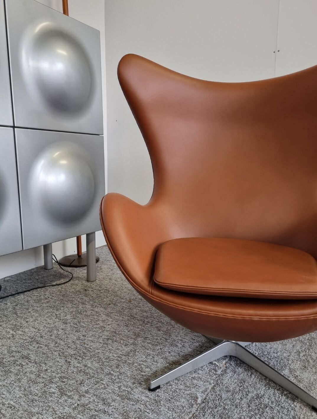 Pair of Arne Jacobsen Egg chairs by Fritz Hansen