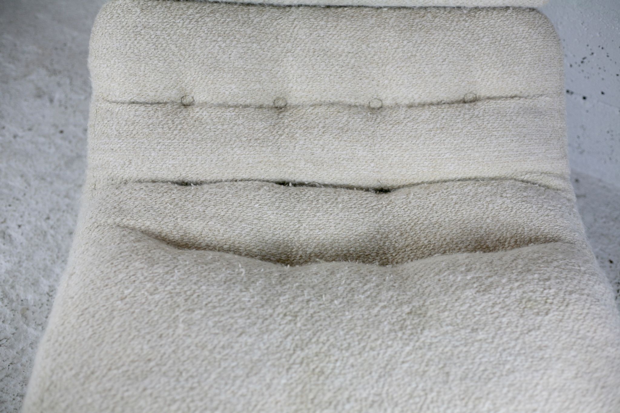 Chair "Space Age" in unbleached wool, France, circa 1970