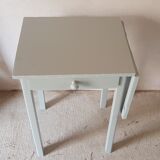 Extendable side table