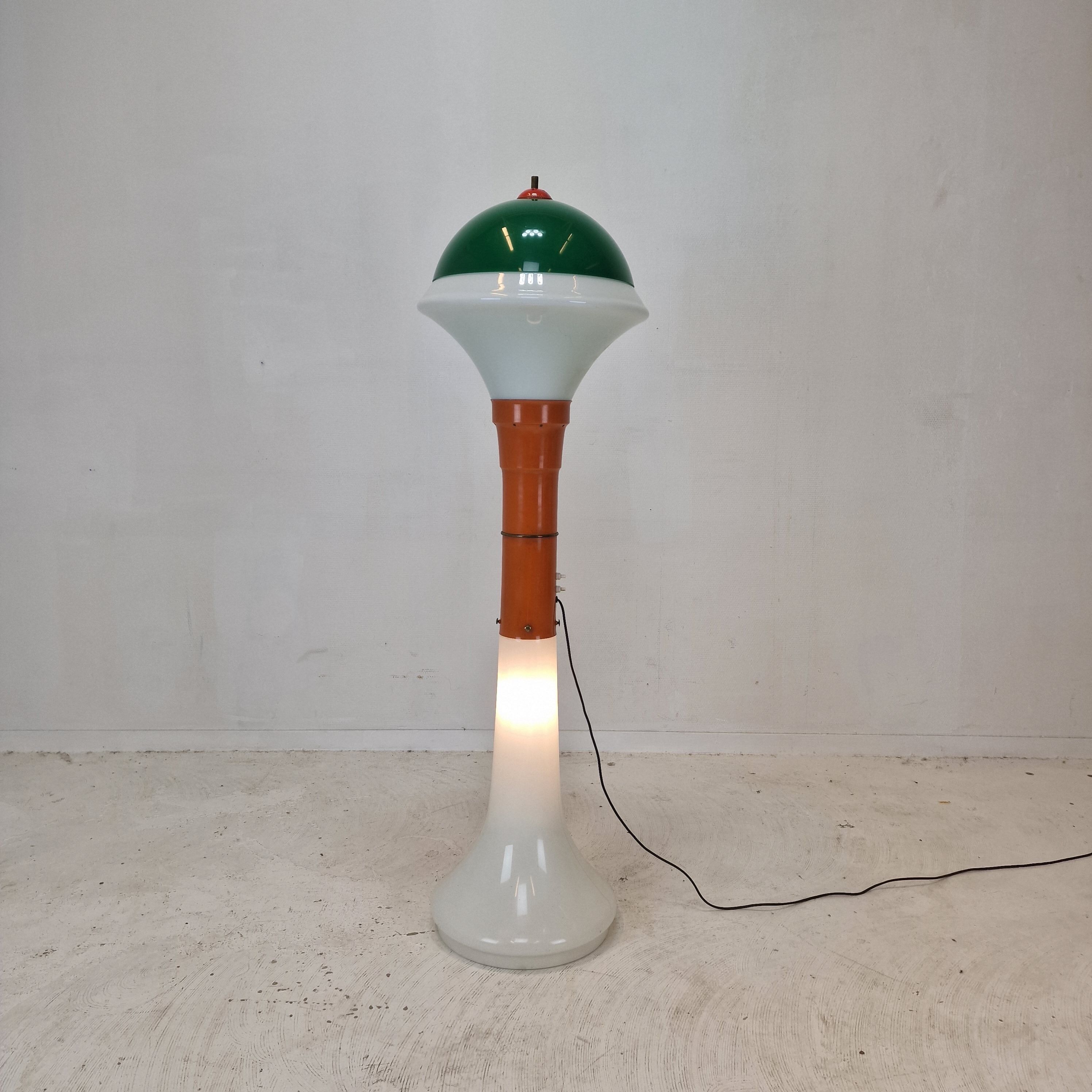 Italian Space Age Murano Glass Floor Lamp, 1970s