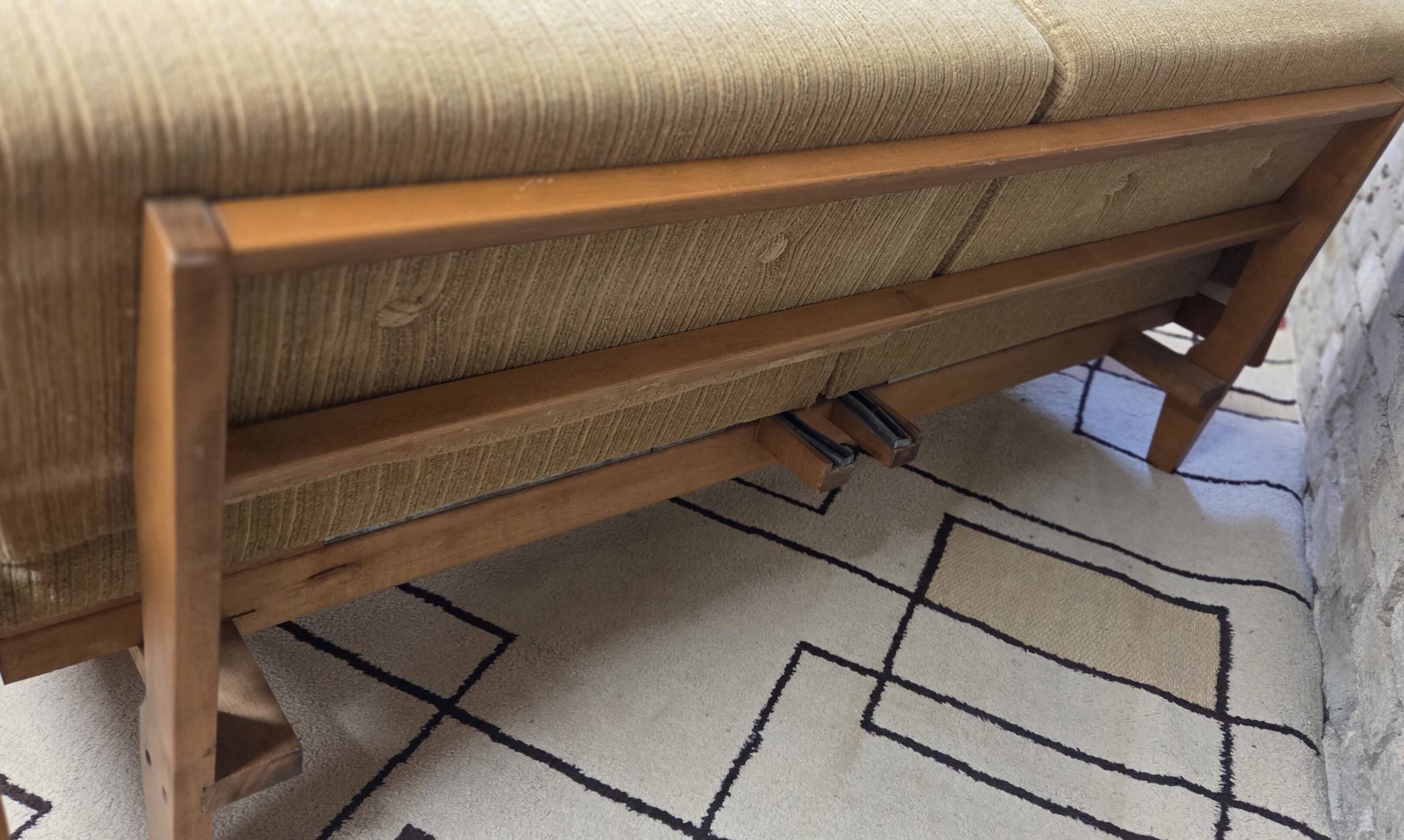 Stella vintage Scandinavian convertible sofa in beech – 1970s