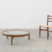 Modern table in ceder wood and glass, Italy late 20th century