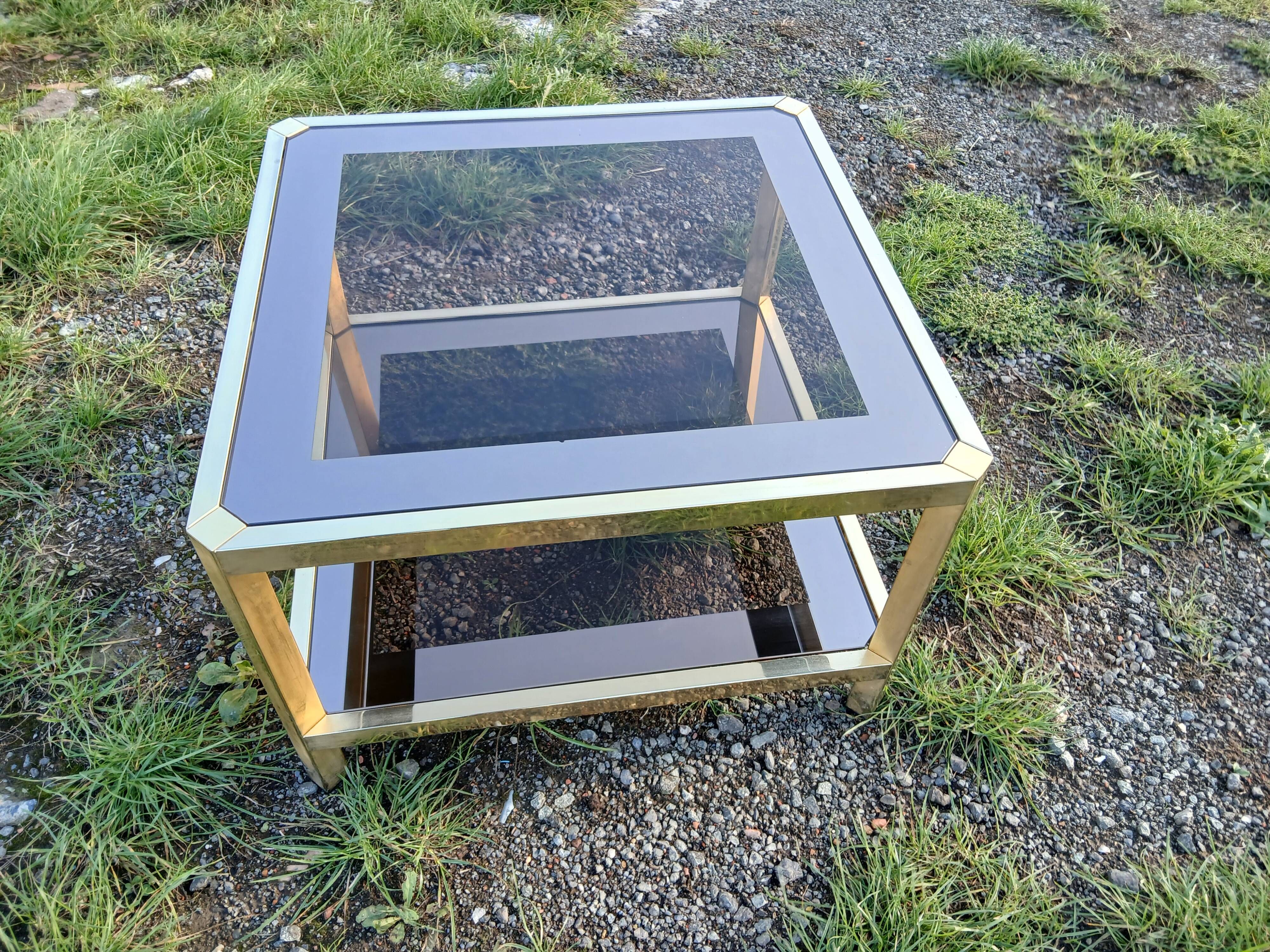 Table basse dorée