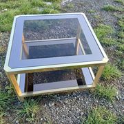 Table basse dorée