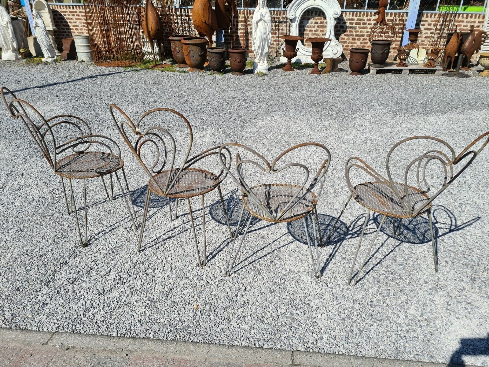 Heart-shaped iron garden chairs