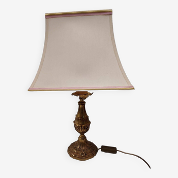 Lampe de table style louis xv en bronze