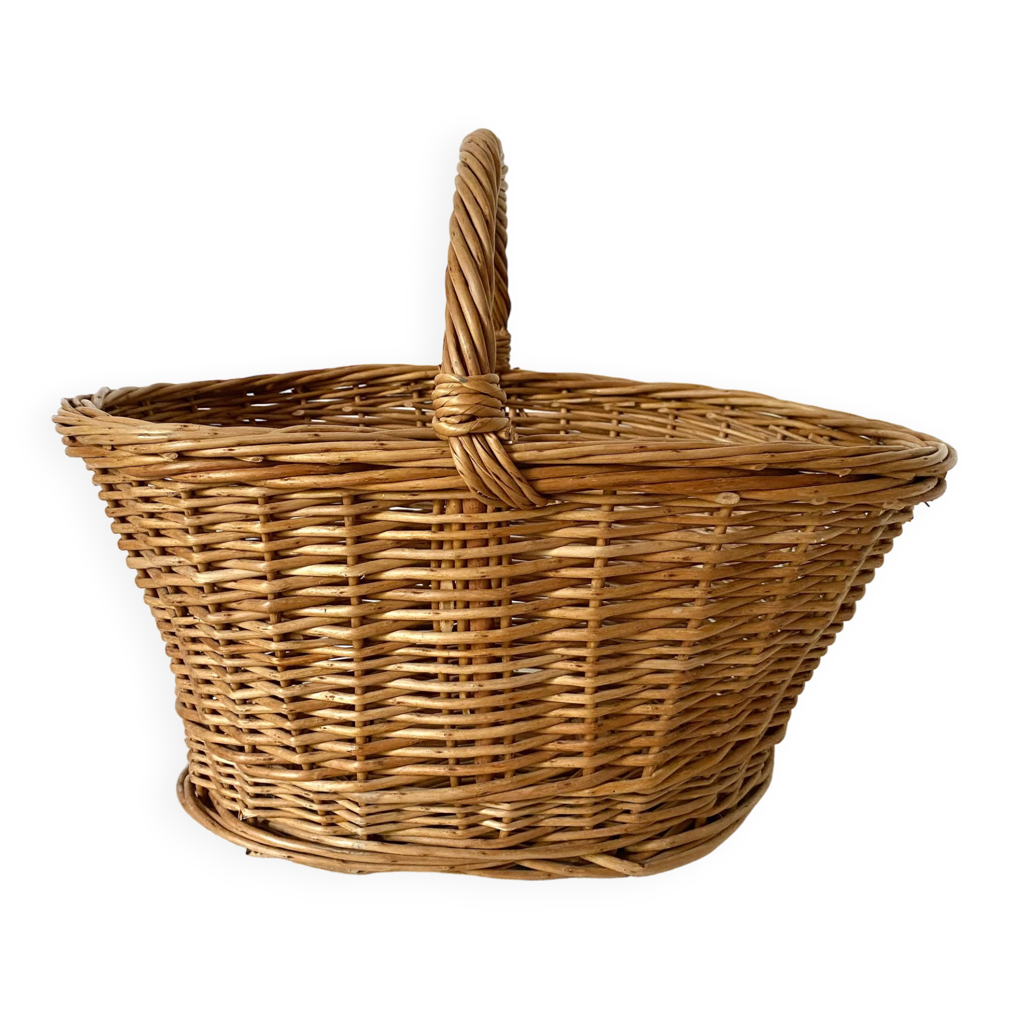 Braided wicker basket