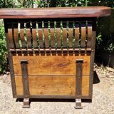 Rustic bar in neo-Gothic wrought iron oak.