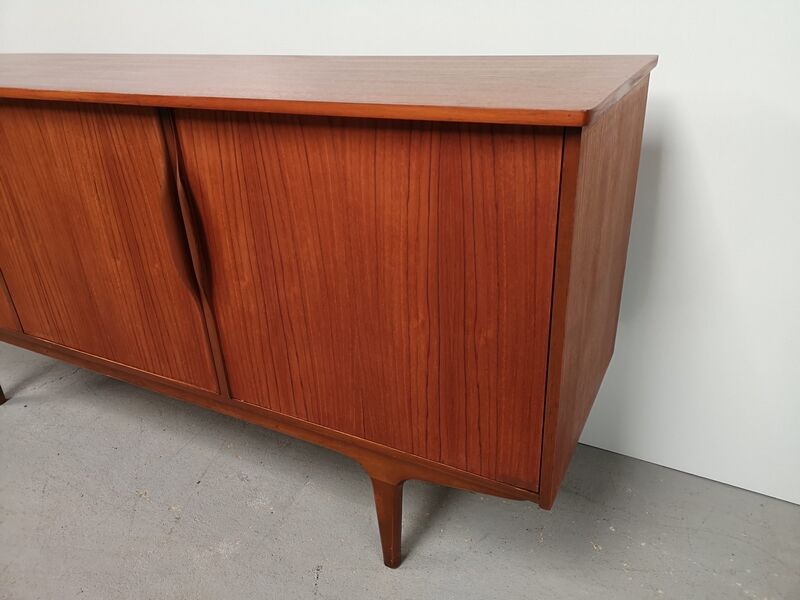 Scandinavian style sidebard