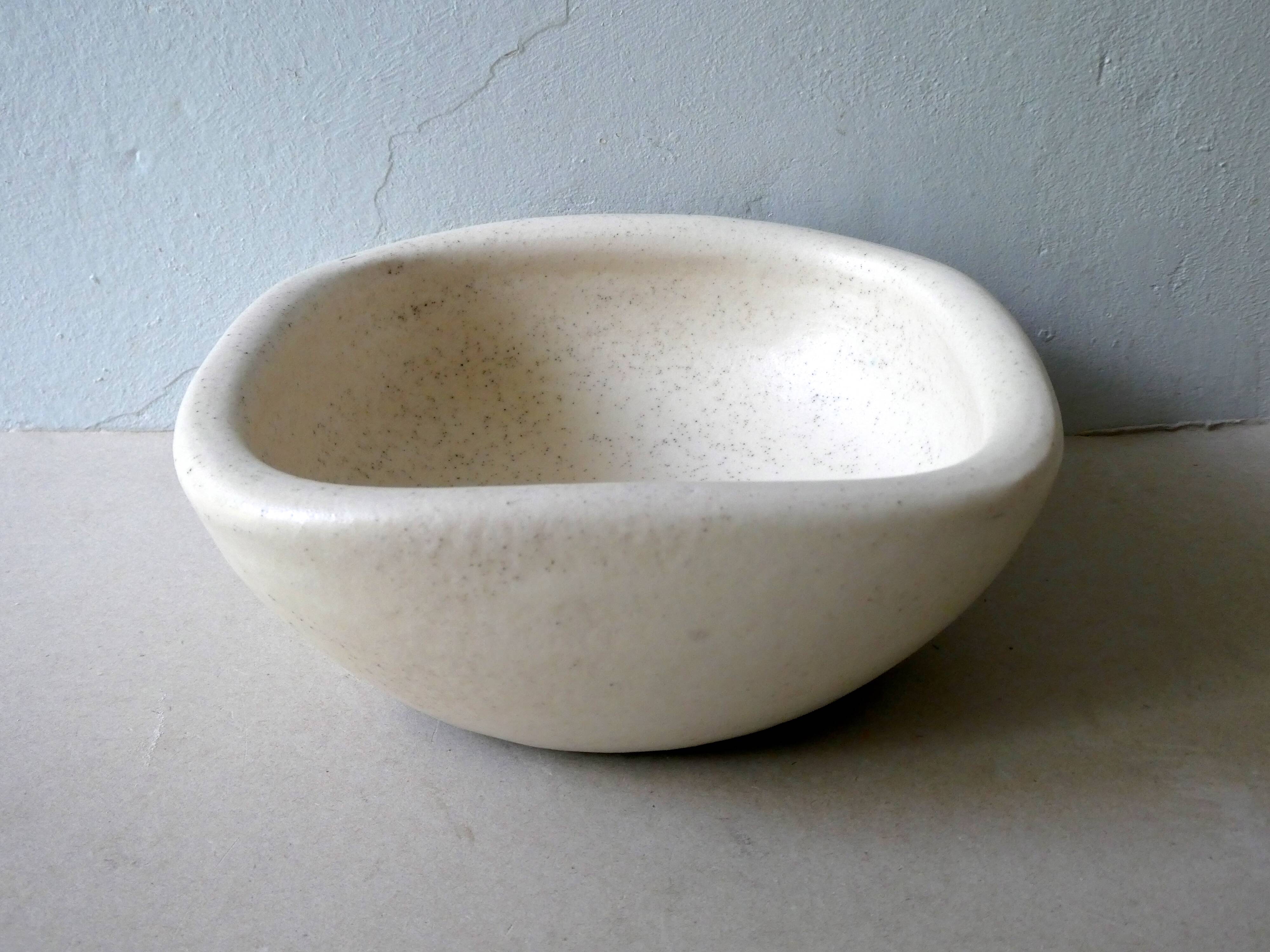 Empty pocket in ceramic free-form, signed Keramos, 50 years