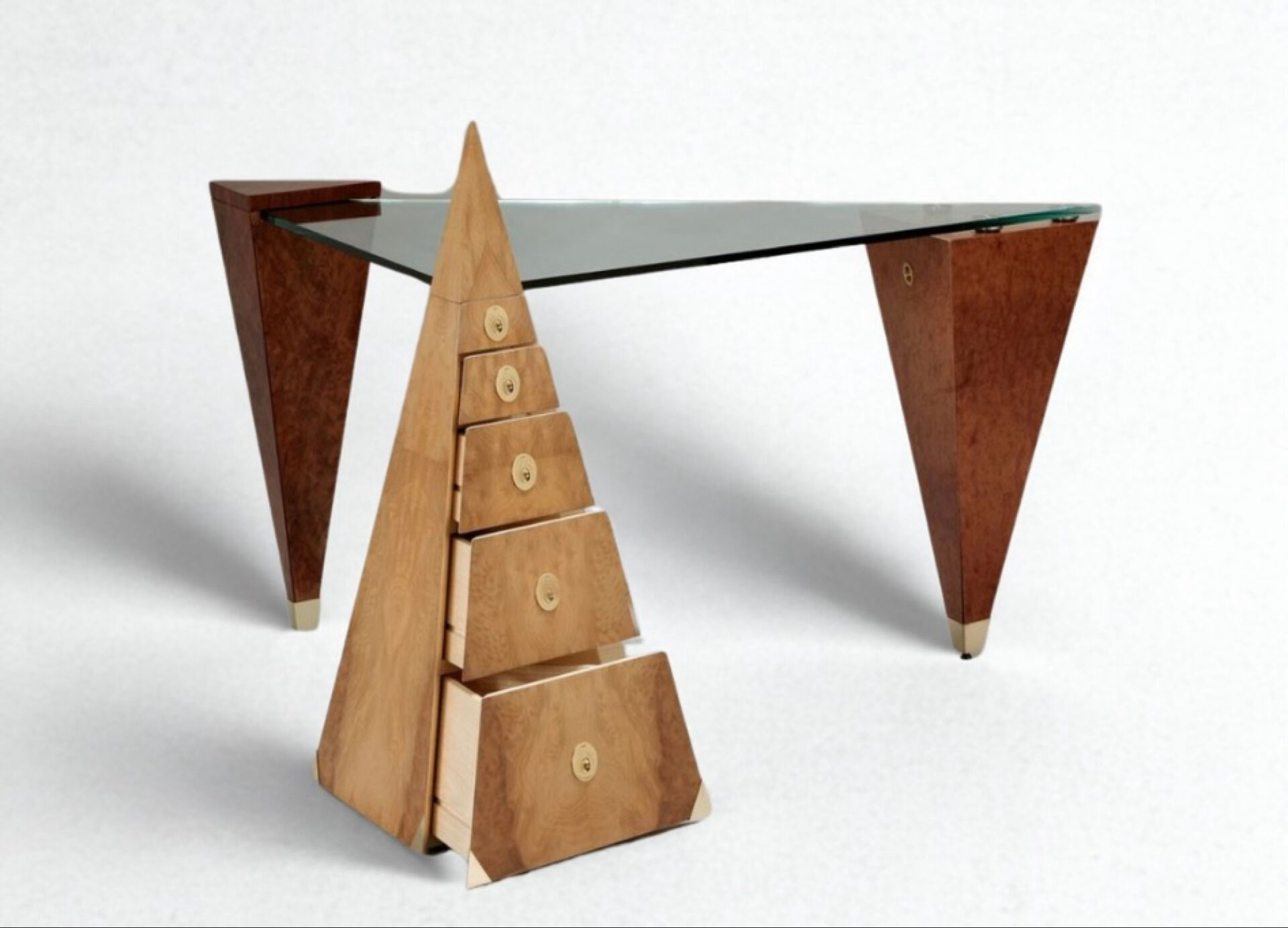 Bureau triangulaire sculptural – Pièce unique en loupes précieuses
