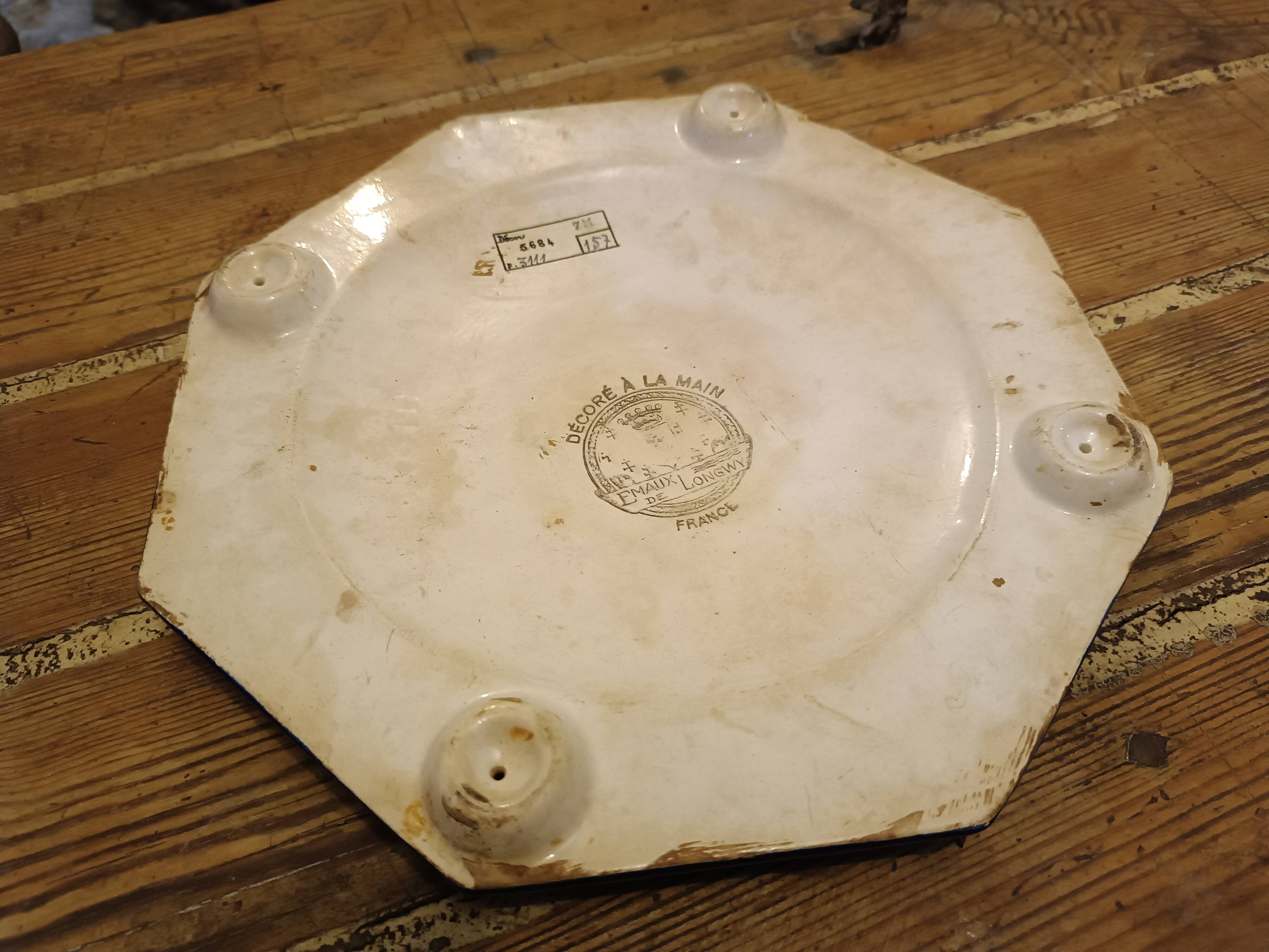 Longwy octagonal trivet