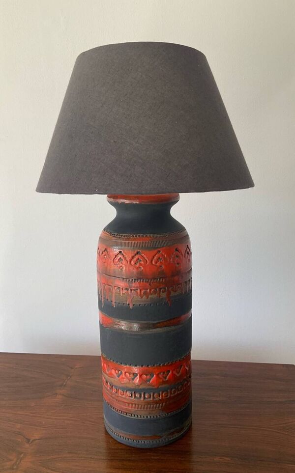 Lampe vintage en céramique signée