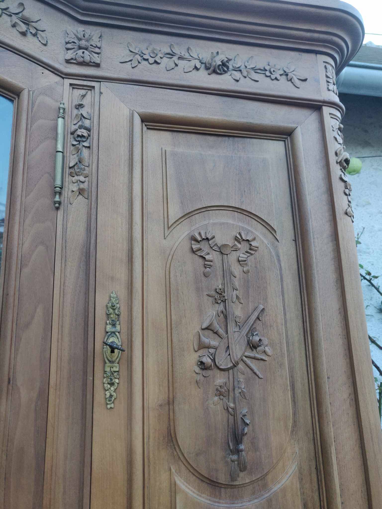 Two carved body dresser