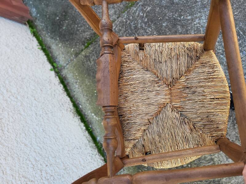 Provencal straw armchair in walnut