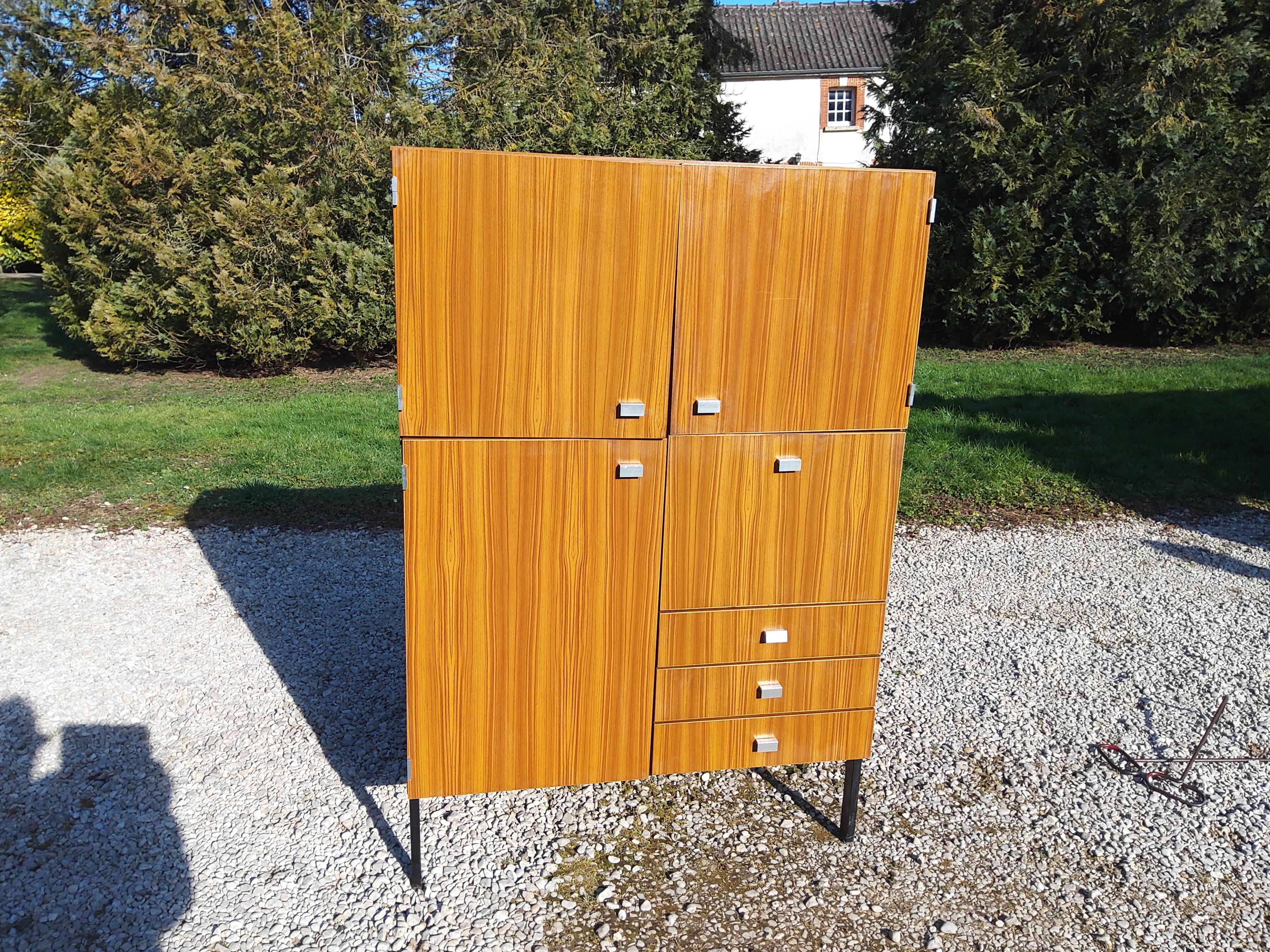 Pierre Guariche bar cabinet for Meurop