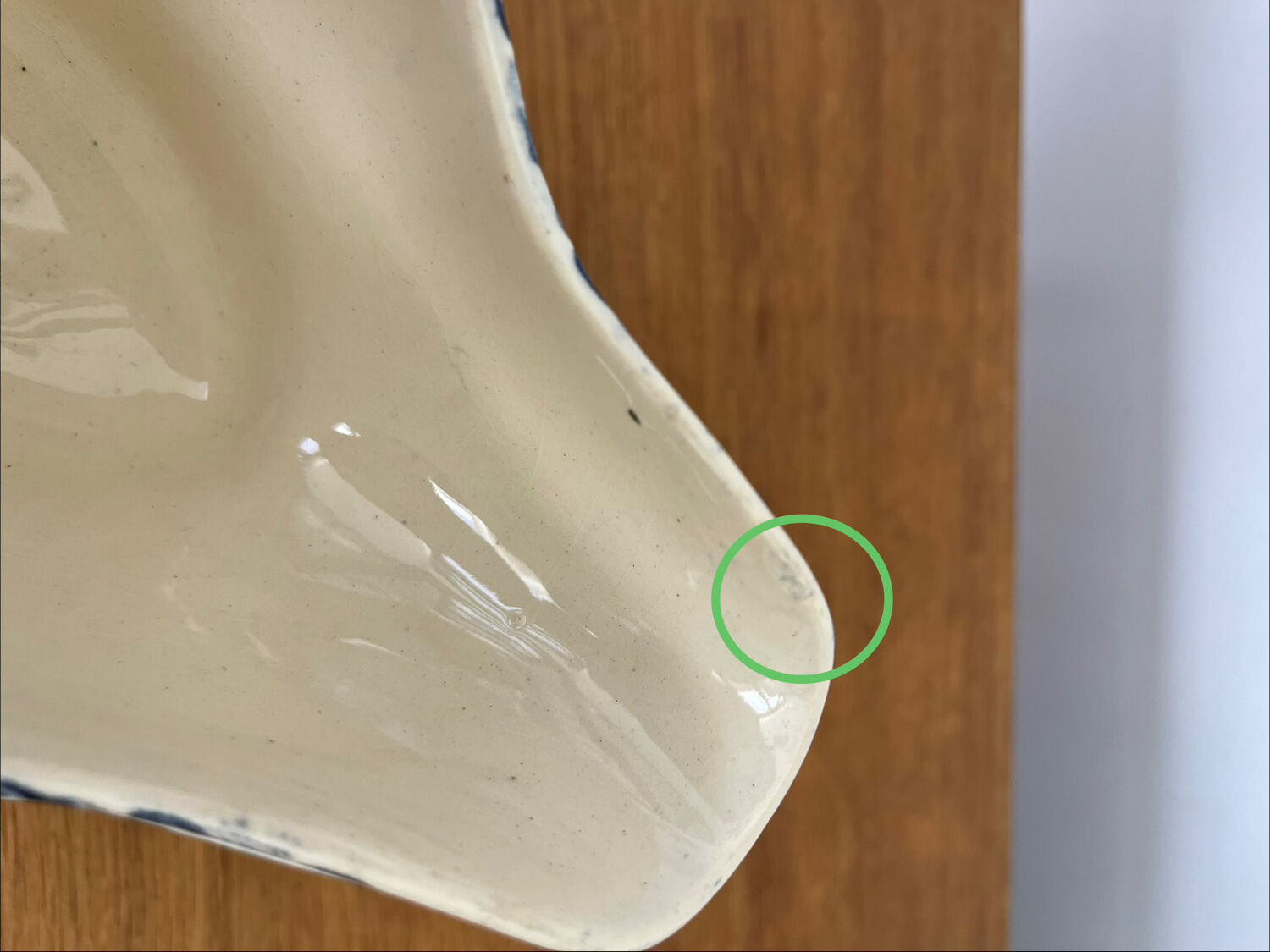 Saucière terre de fer « Chardon » signée GIEN