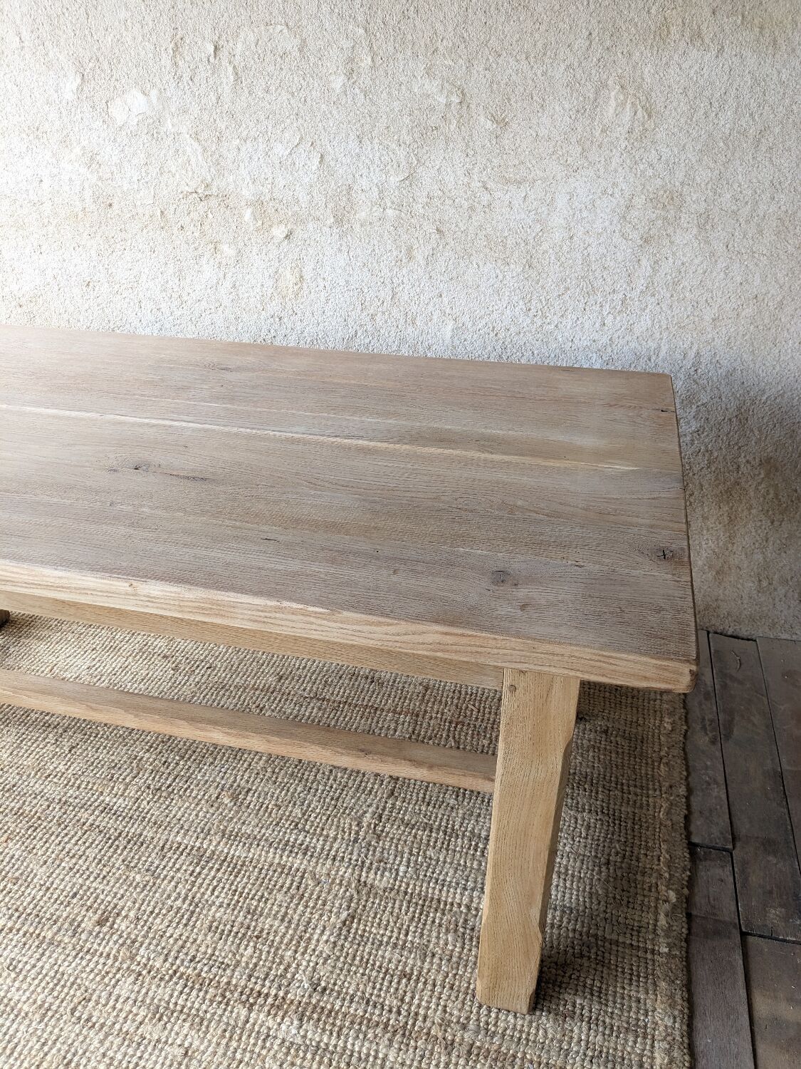 Farm table