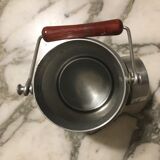 Milk pot