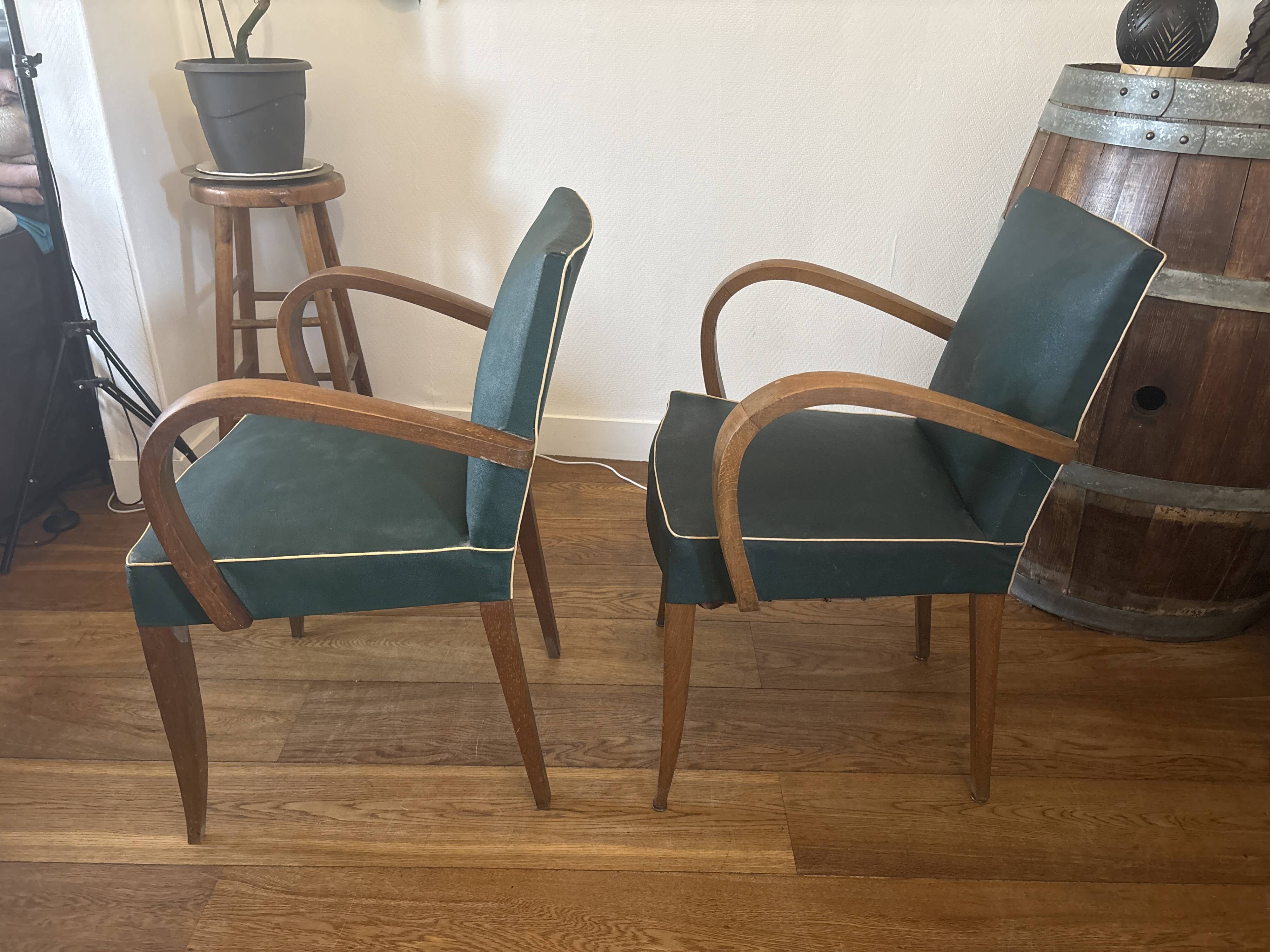 Paire de fauteuils années 1950