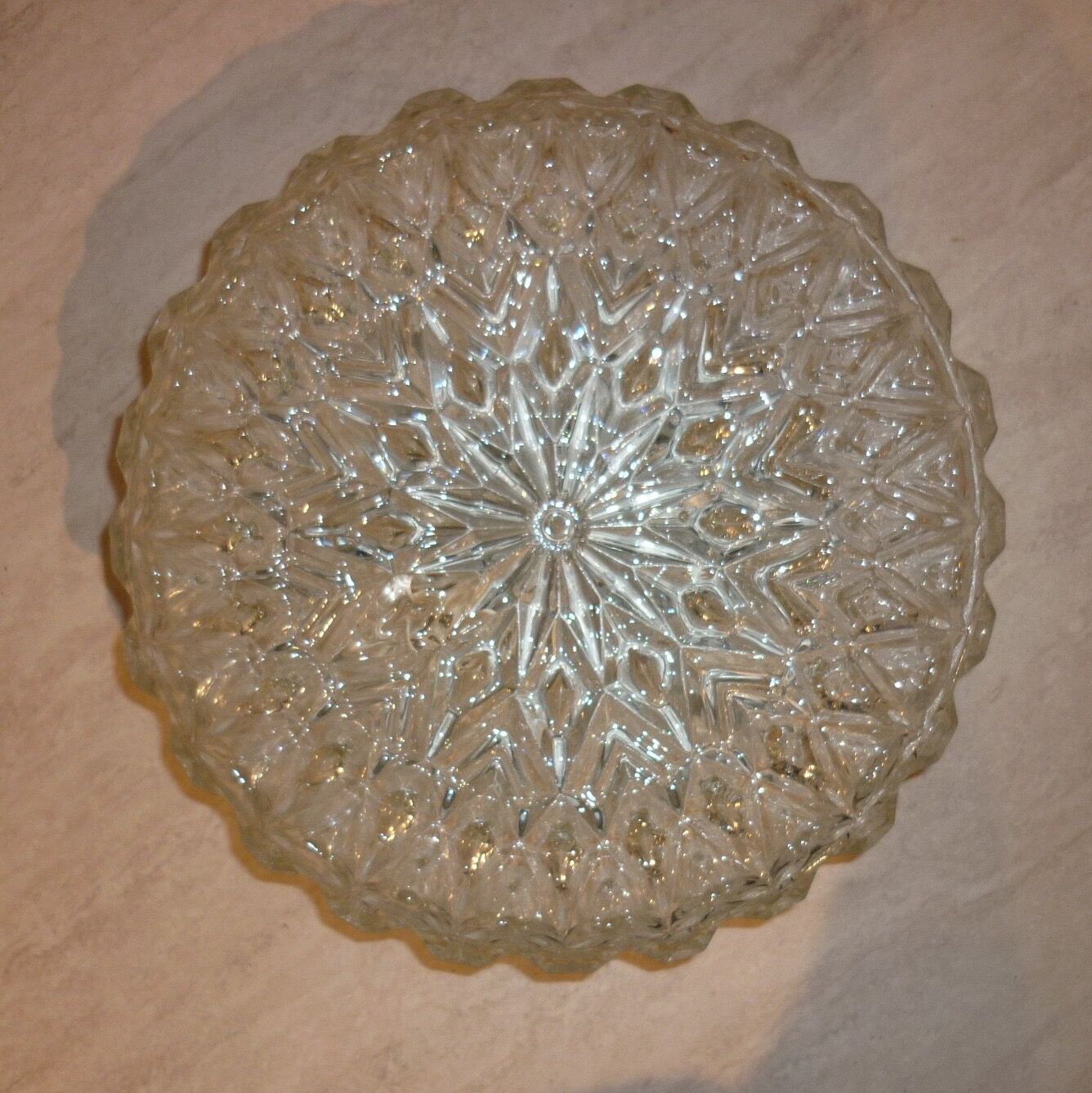 Round ceiling lamp in molded glass, Ø 25 cm