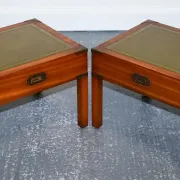 Table Basse Bevan Funnell avec Plateau en Cuir Vert