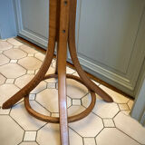 Baumann coat holder