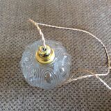 Glass globe suspension