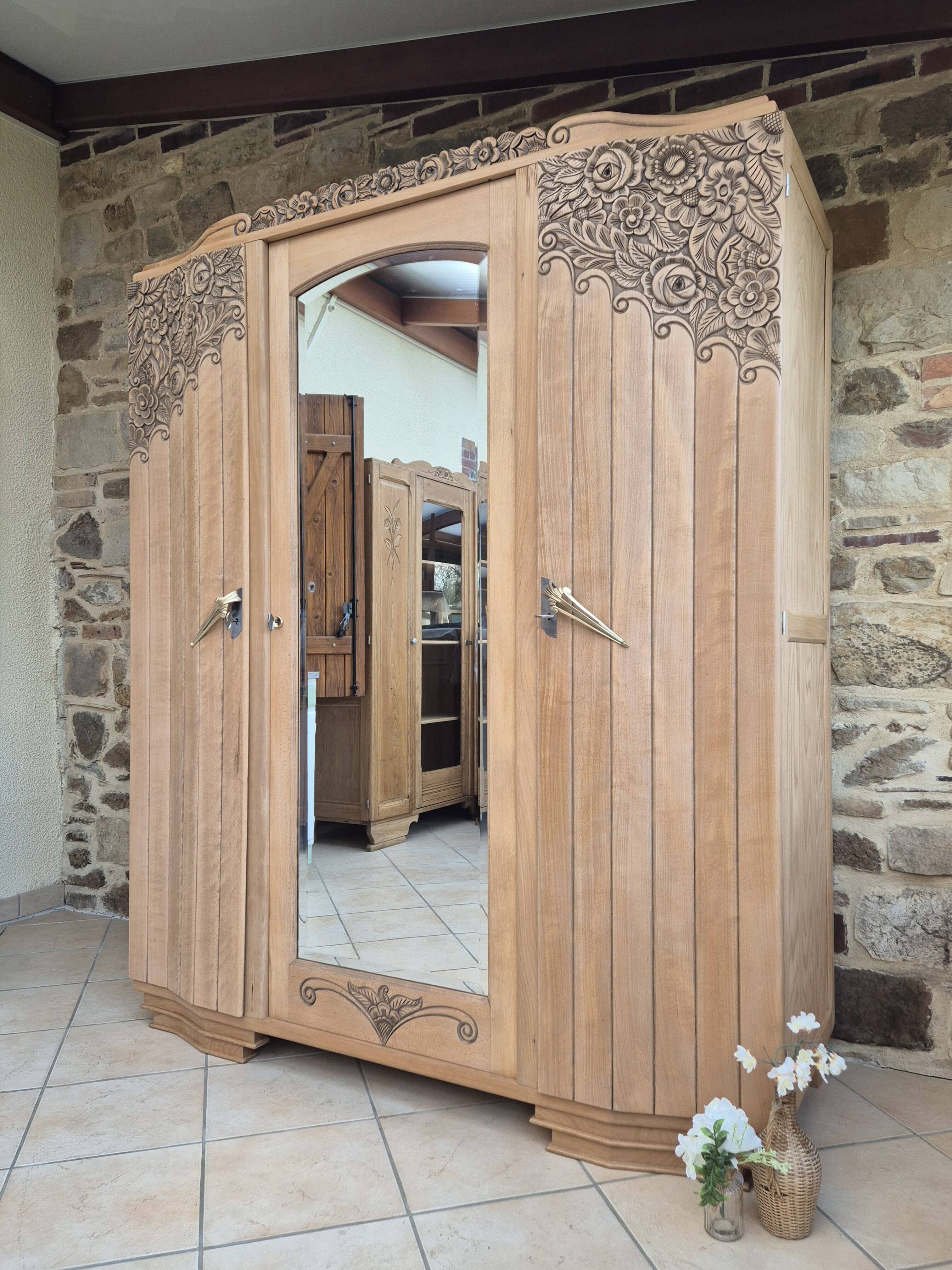 Art deco wardrobe