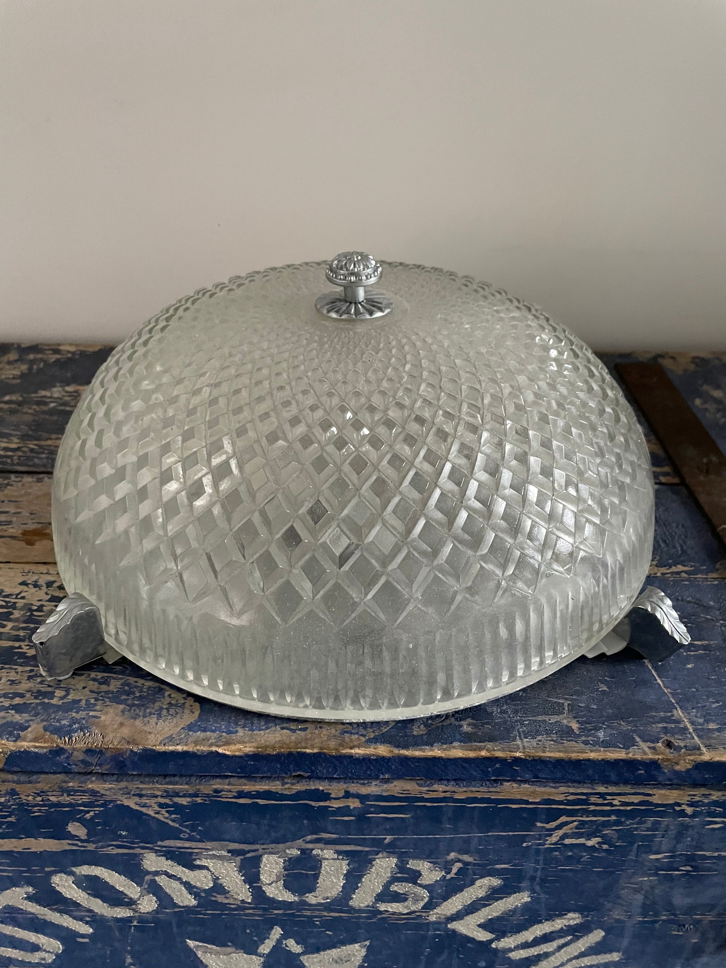 Chiseled glass ceiling lamp