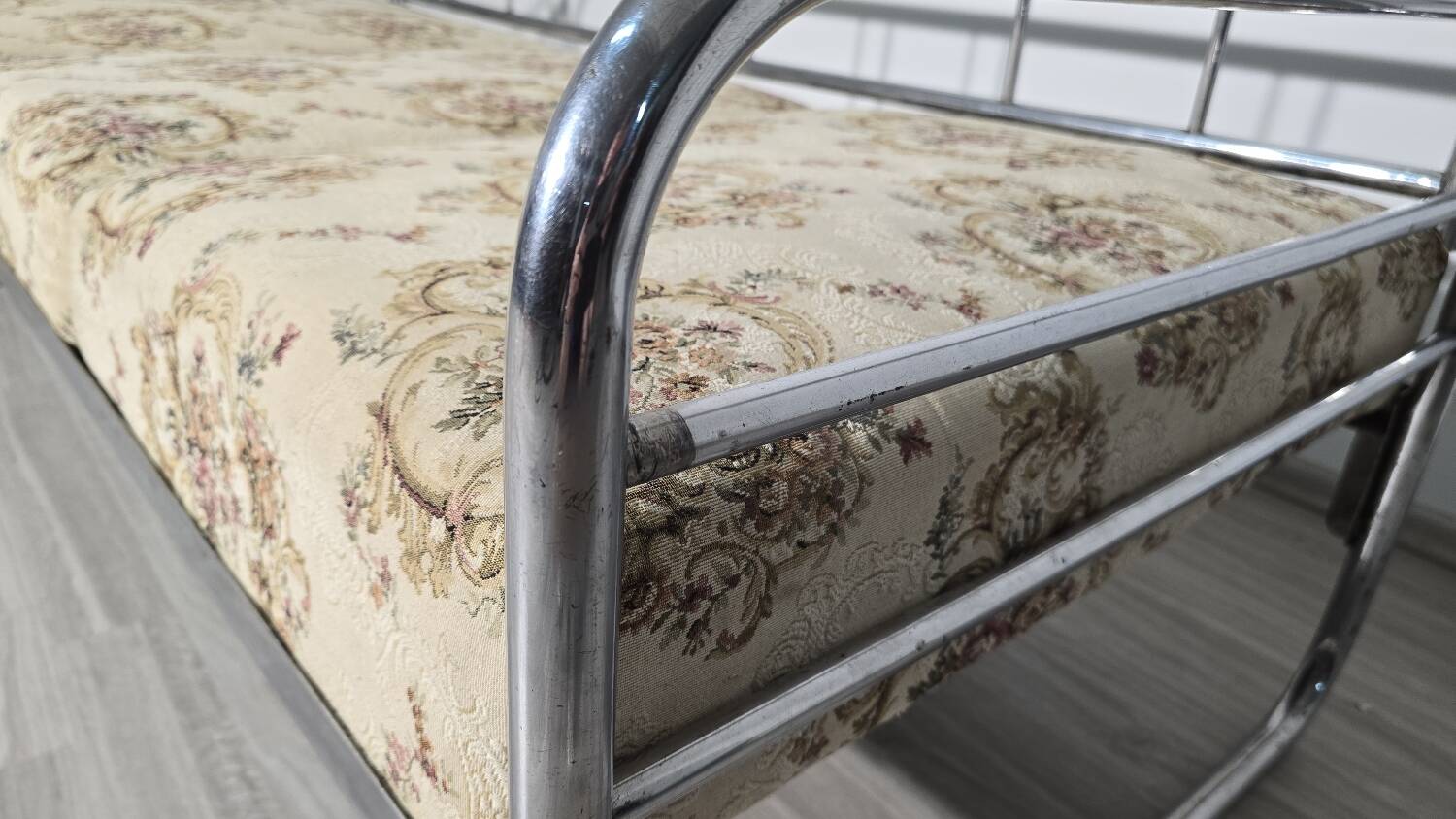 Bauhaus Chrome Sofa by Robert Slezak for Slezak Factories, 1930s