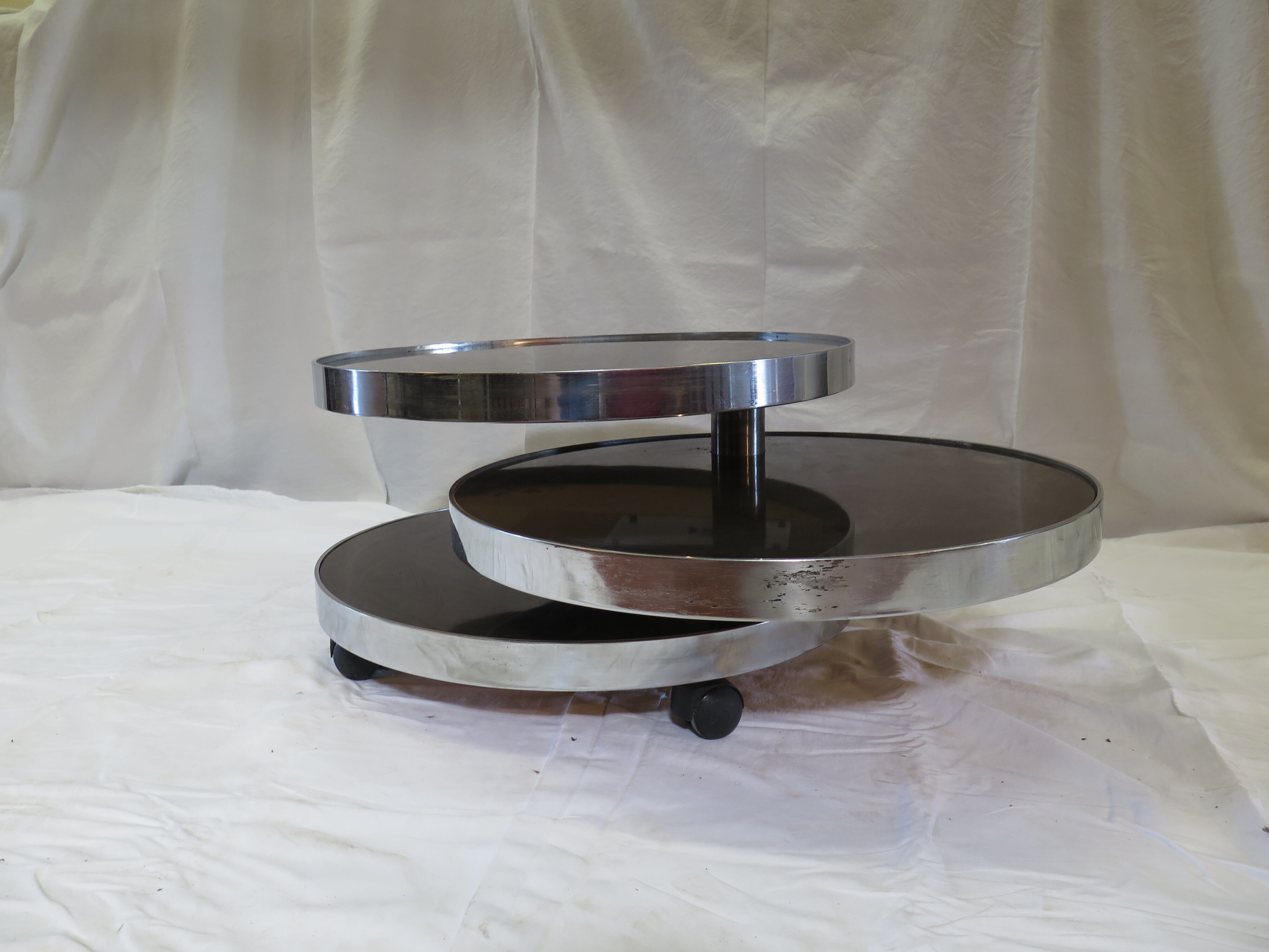 Round coffee table with 3 pivoting trays Maria Pergay for Mercier