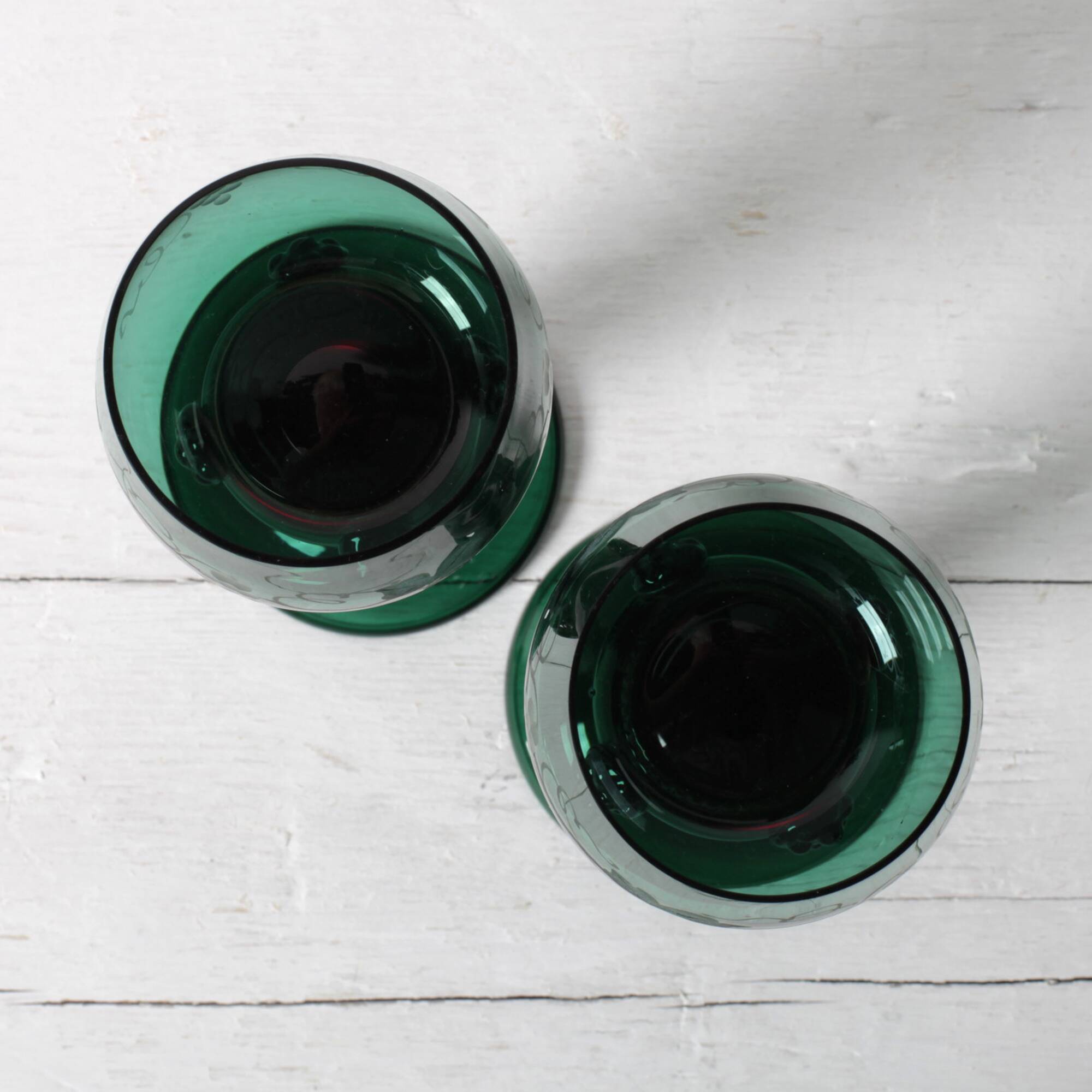 Set of 2 Vintage Emerald Green Wine Stem Crystal Glasses Remmare / 1960s