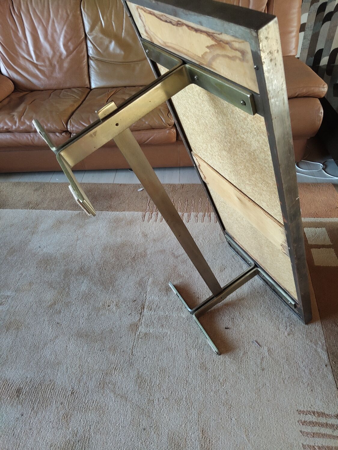 Table basse vintage en céramique – motif drakkar – design années 70