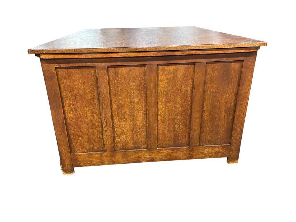 Bureau vintage XL profond en bois / bureau double face