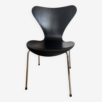 Office chair / Series 7 (3107) / Arne Jacobsen / Fritz Hansen