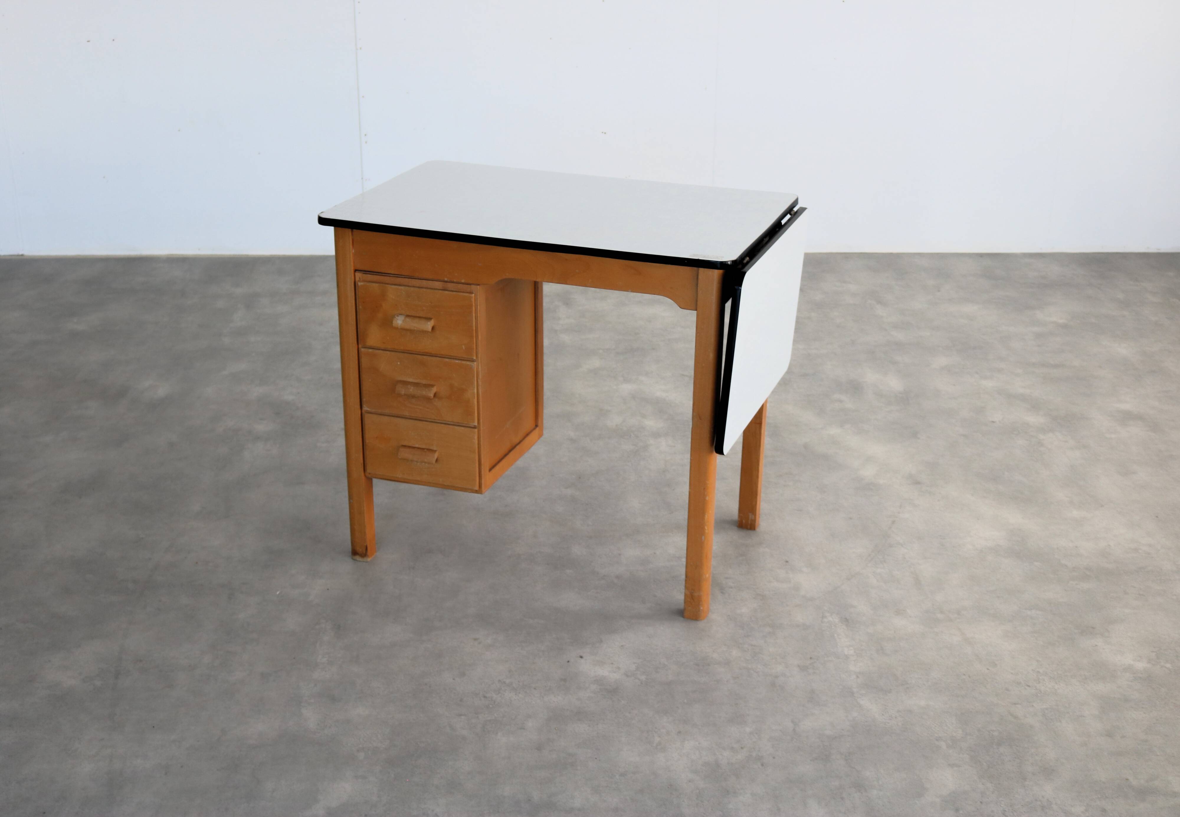 Vintage desk | 1970s | Piet Zwart | Bruynzeel
