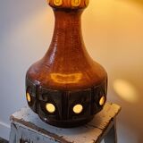 Vintage ceramic lamp with double lighting.