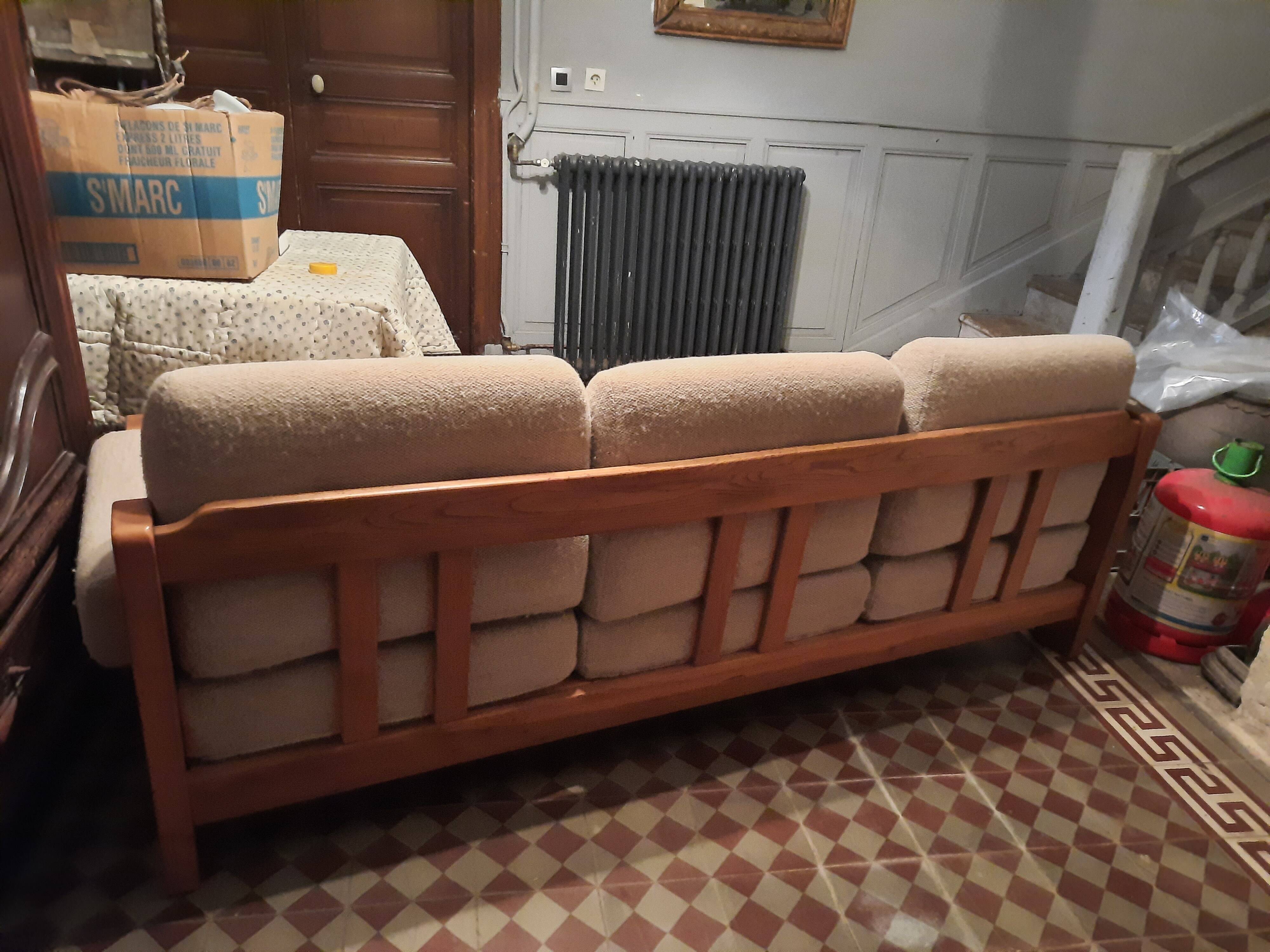 Sofa 3 place Scandinavian style