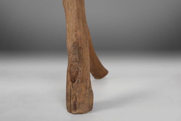 Banc rustique en tronc d'arbre, France, années 1850