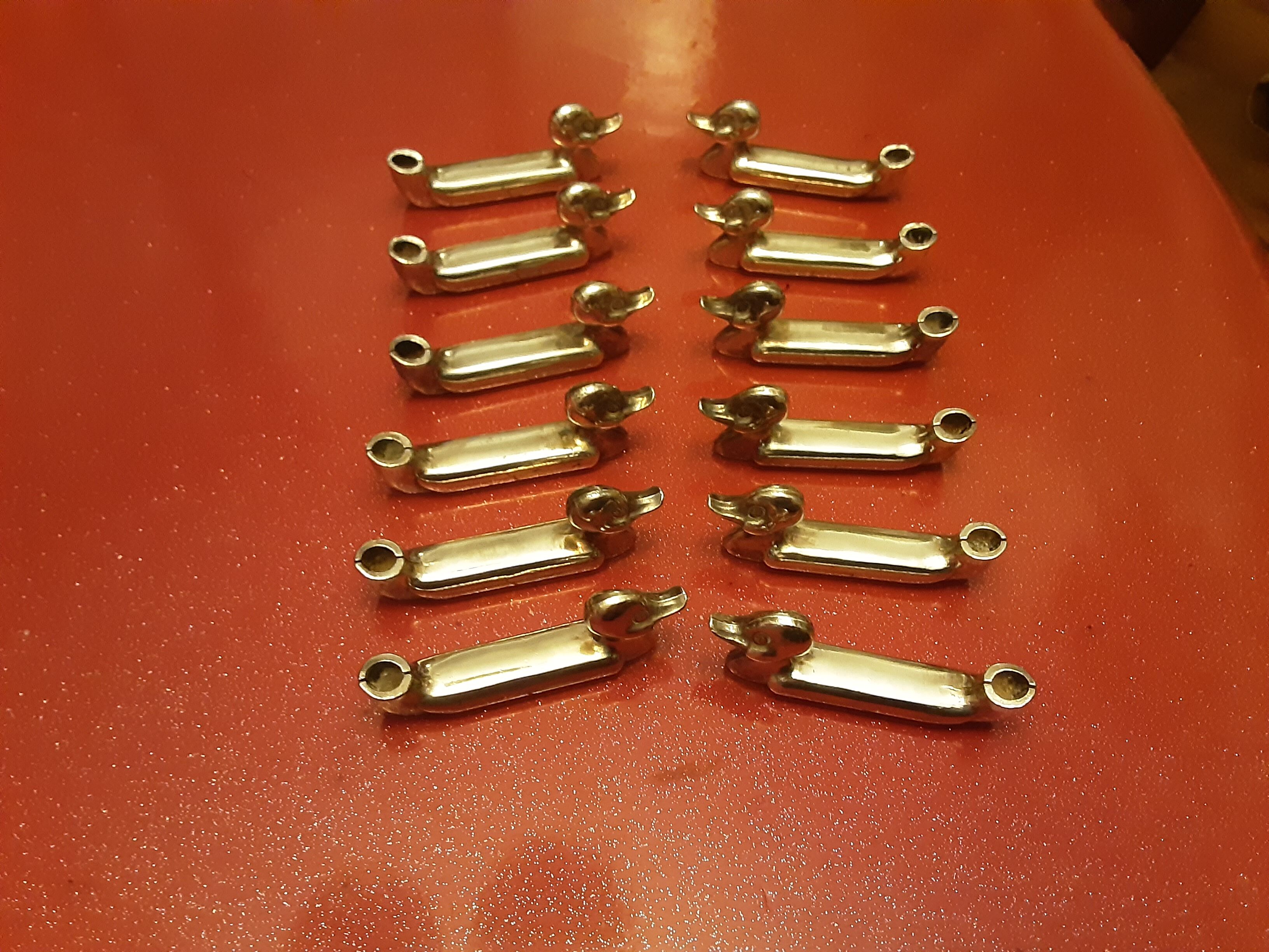 12 metal chrome duck knife holders